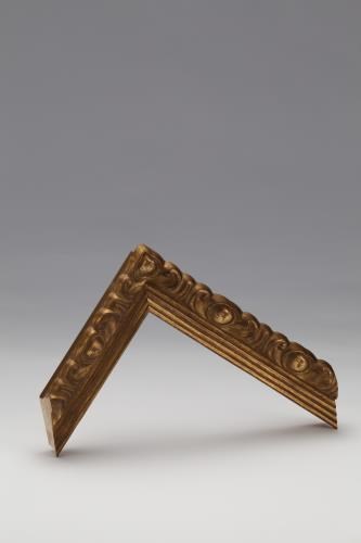 Bellini Ornate/Stepped Antique Gold INDENT 71w x 70h